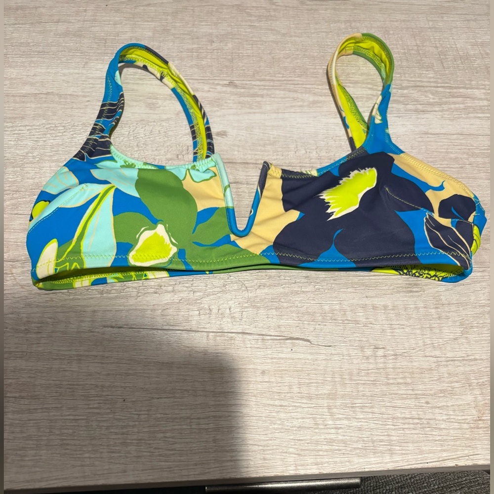 Floral women’s Swim bikini Top - Picture 5 of 6
